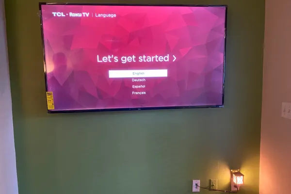 TV mounting services in Hollywood, FL