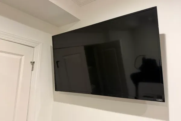 What a Stockbridge TV mounting appointment includes