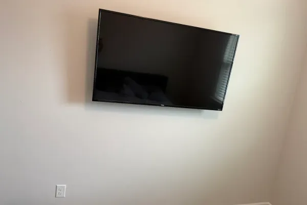 TV mounting services in Carrollton, GA
