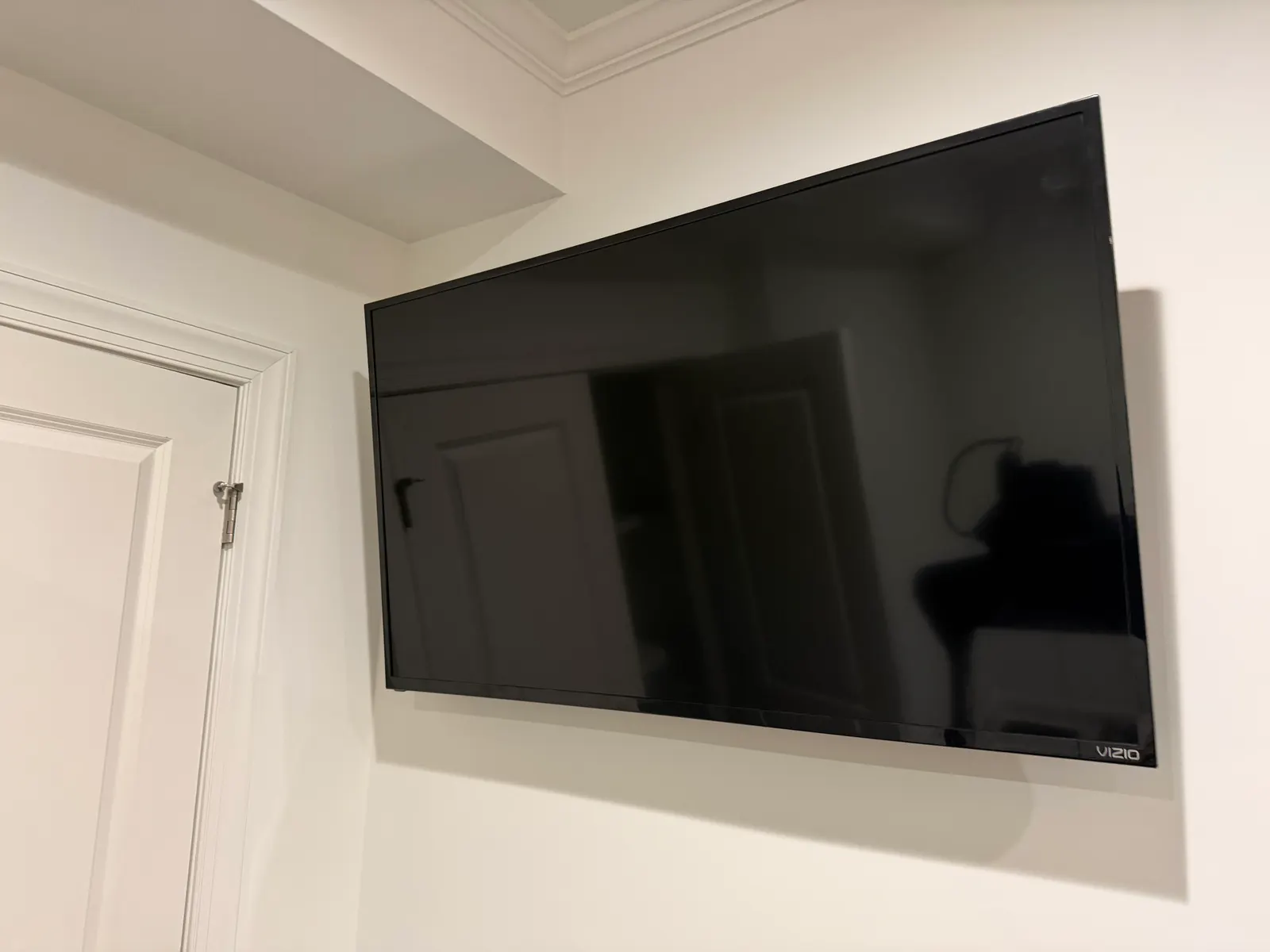 TV mounting services in Miami, FL