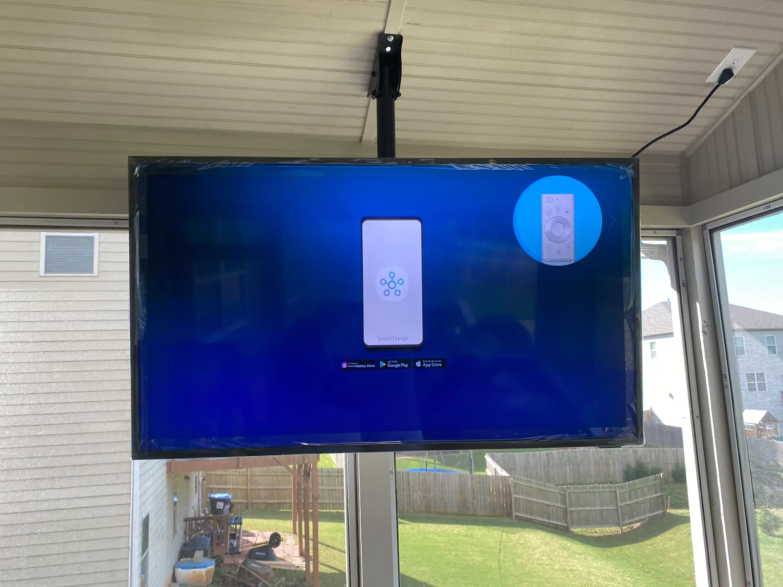 TV mounting services in Riverside, CA