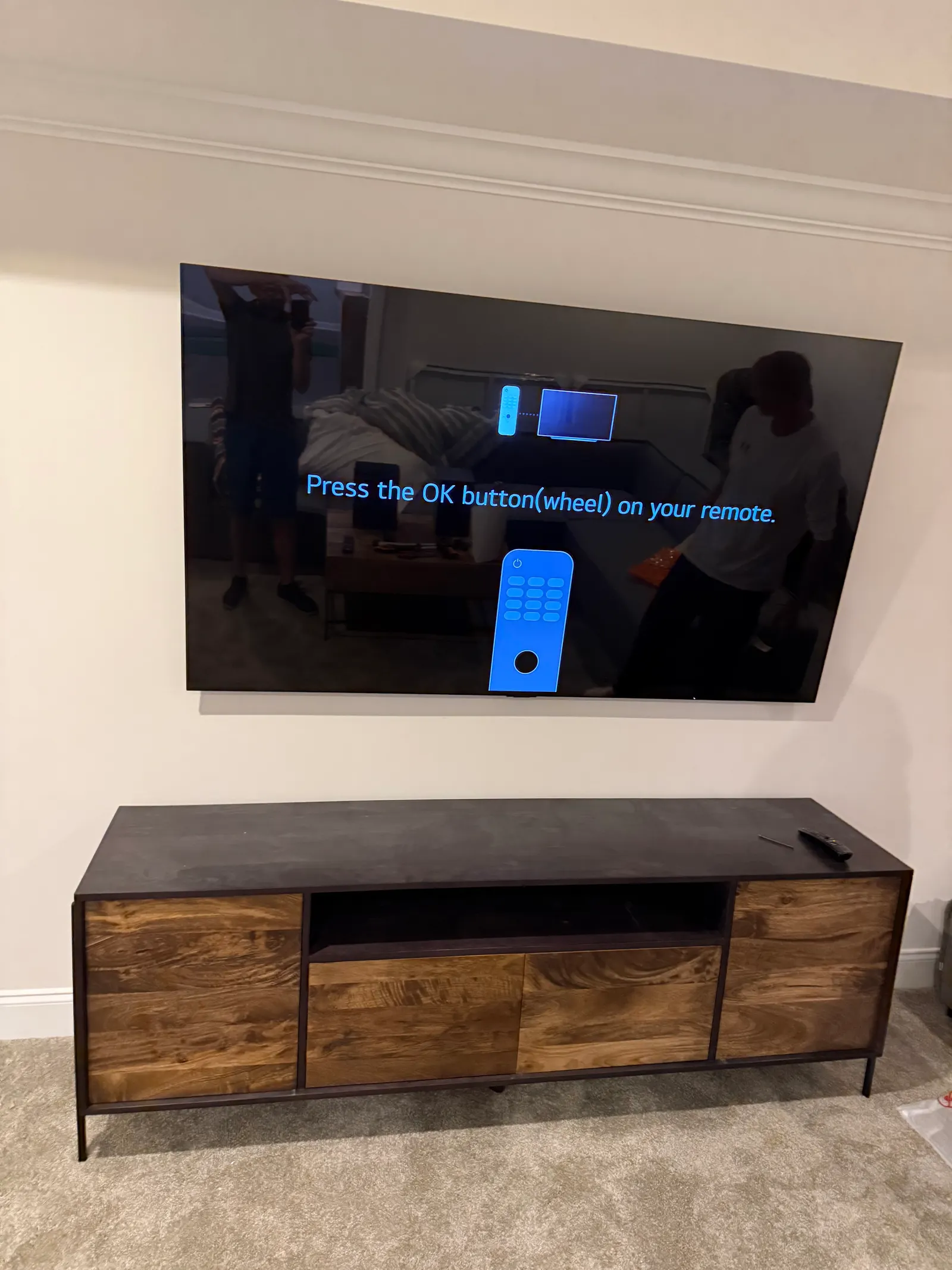 TV mounting services in Santa Monica, CA