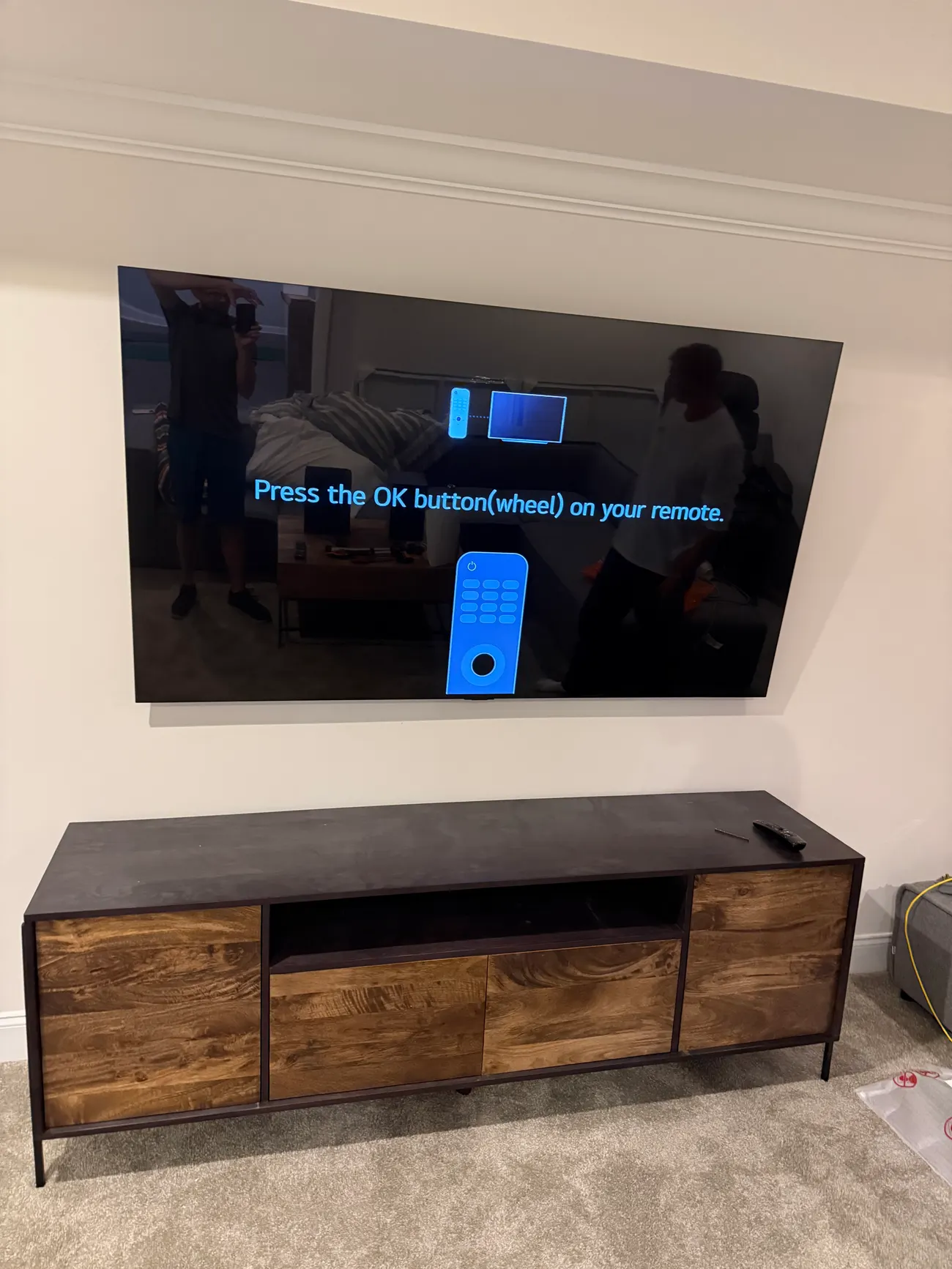 TV mounting services in Riverdale, GA