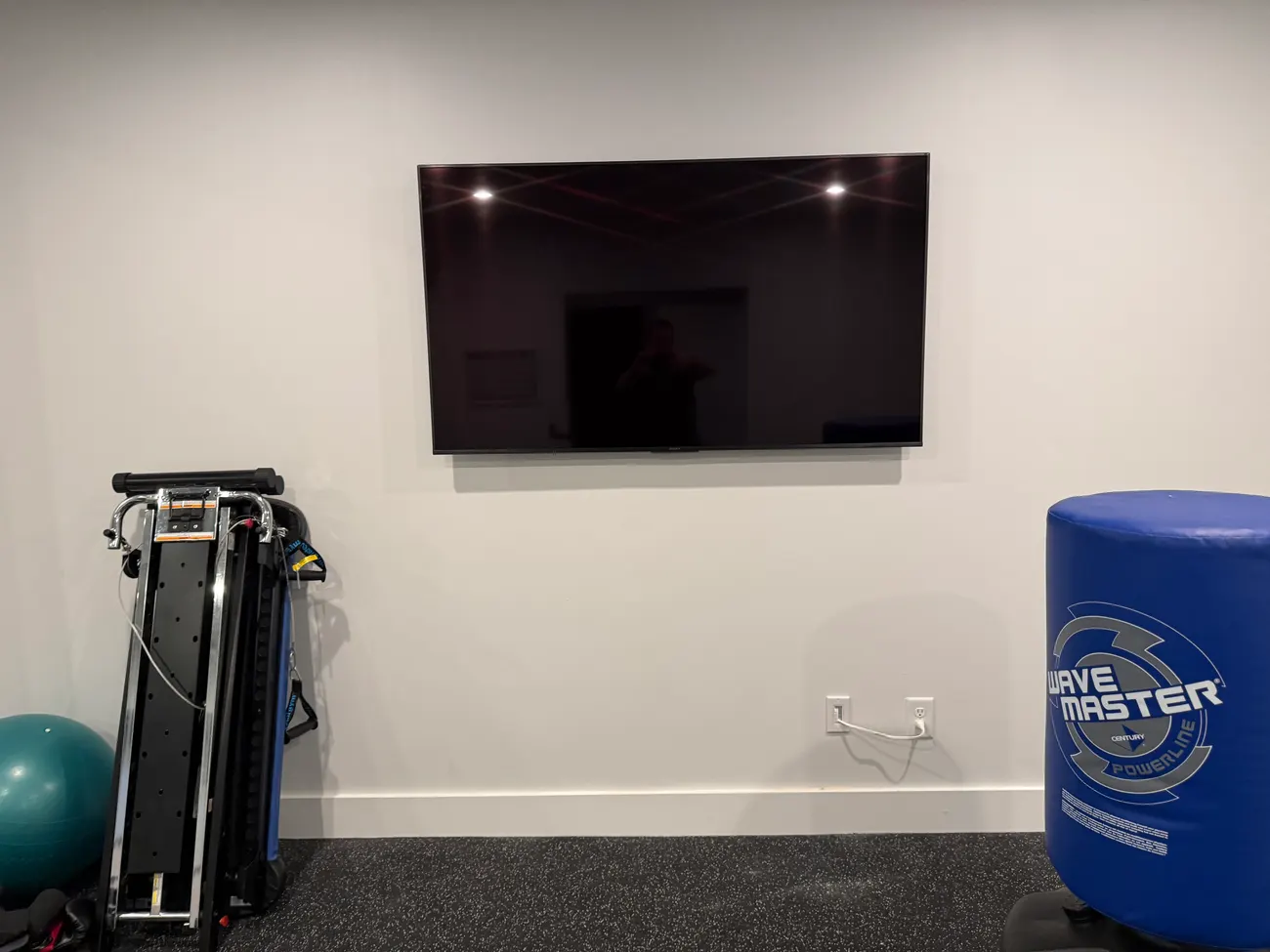 TV mounting services in Miramar, FL
